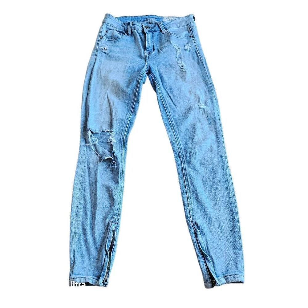 Pistola Sz 26 womens wash blue distressed Ankle zip jeans